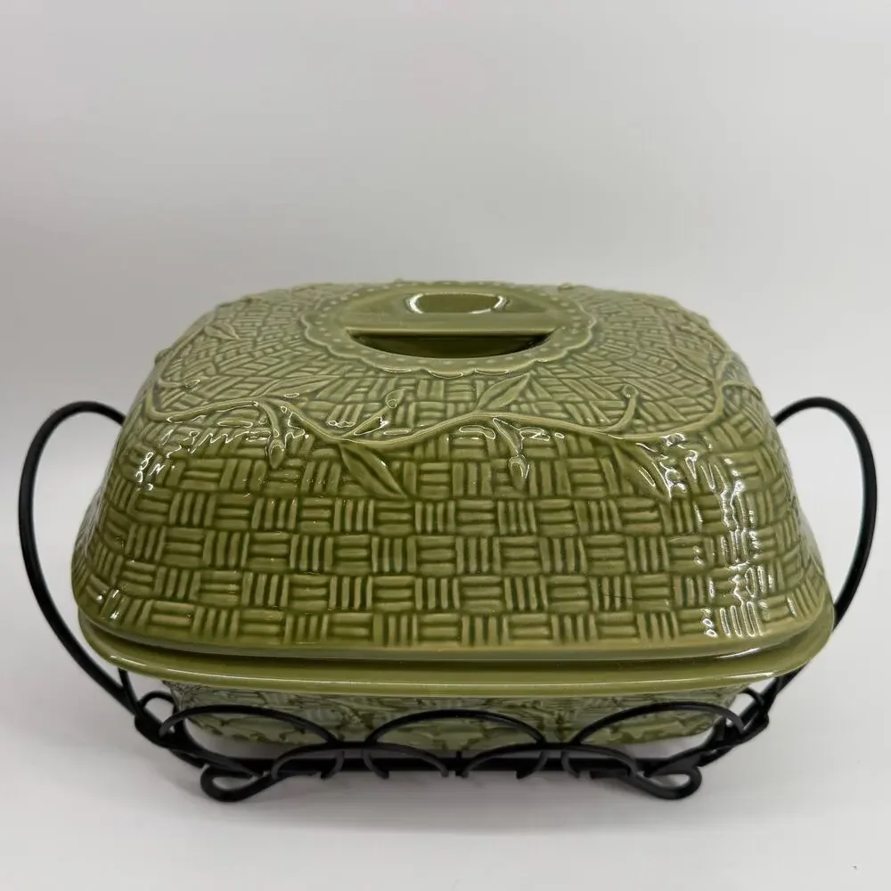 Temp-tations Orchard Vine Green 4Qt Covered Baker Dish with Lid & Wire Rack